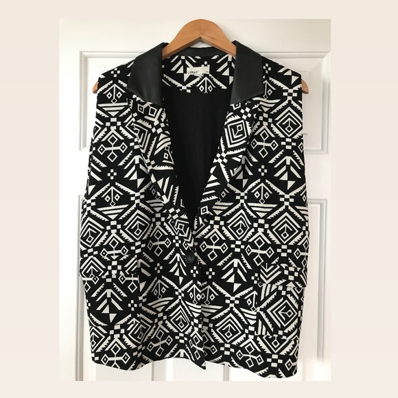 Covet small oversized Navaho vest - Picture 1 of 5